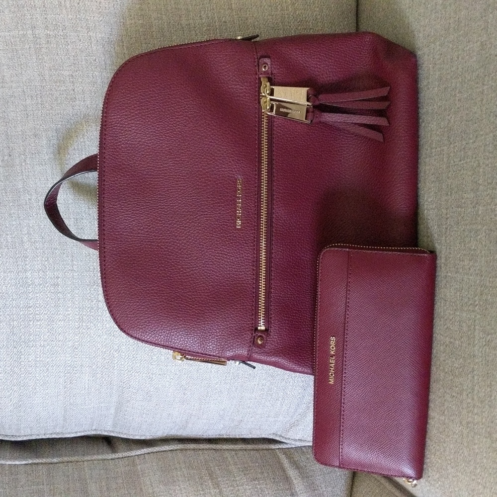 Michael Kors Rhea Slim Medium Backpack - Picture 10 of 12